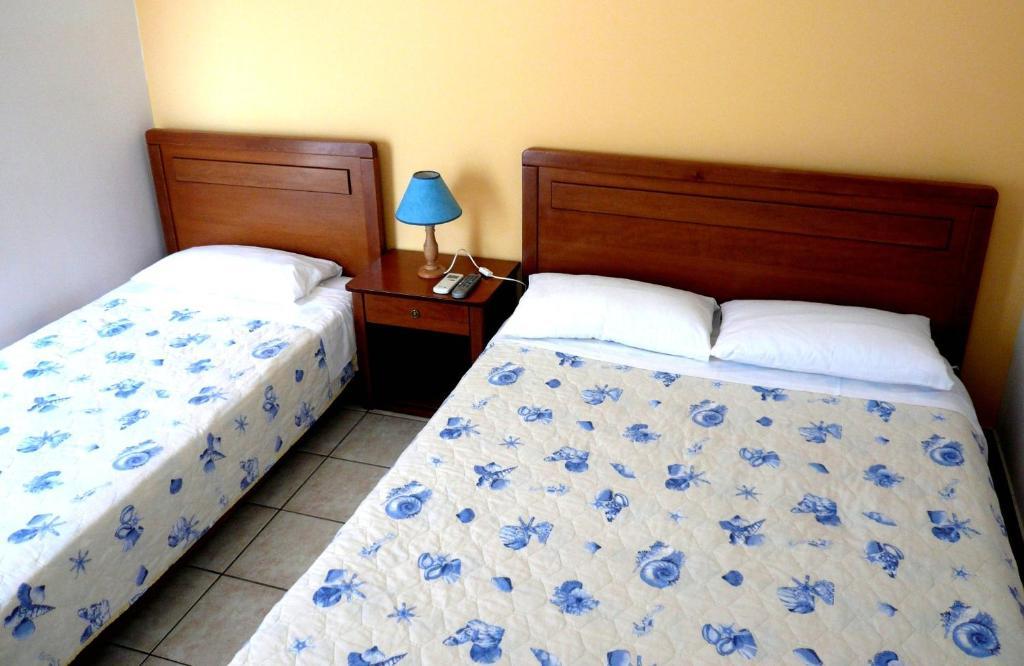 Peter & Tony Rooms Galissas Bilik gambar